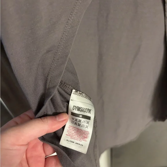 Long sleeved gray Gymshark workout top size M - Picture 4 of 4
